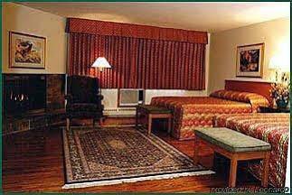 Whistler's Hotel 3*