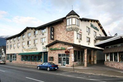 Hotel Whistler's 3*